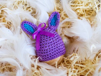 Великодній декор. Шапочка на крашанки - Кролик фіолетовий з бірюзовими вставками. 234156375 фото